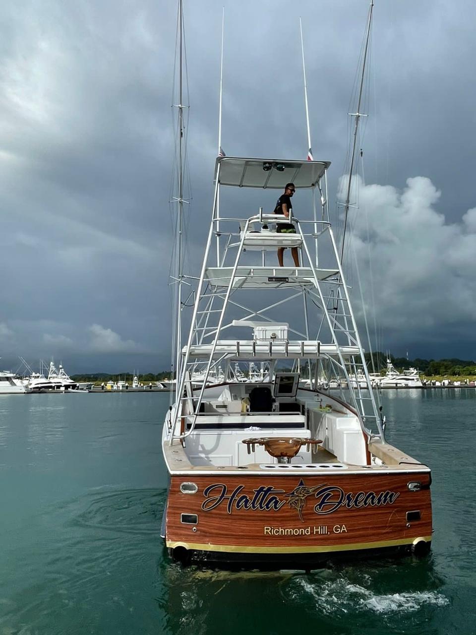 Hatta Dream Viking 44ft Sportfishing